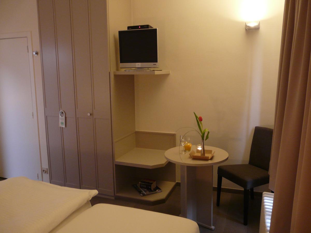 El Parador ทิลต์ ภายนอก รูปภาพ